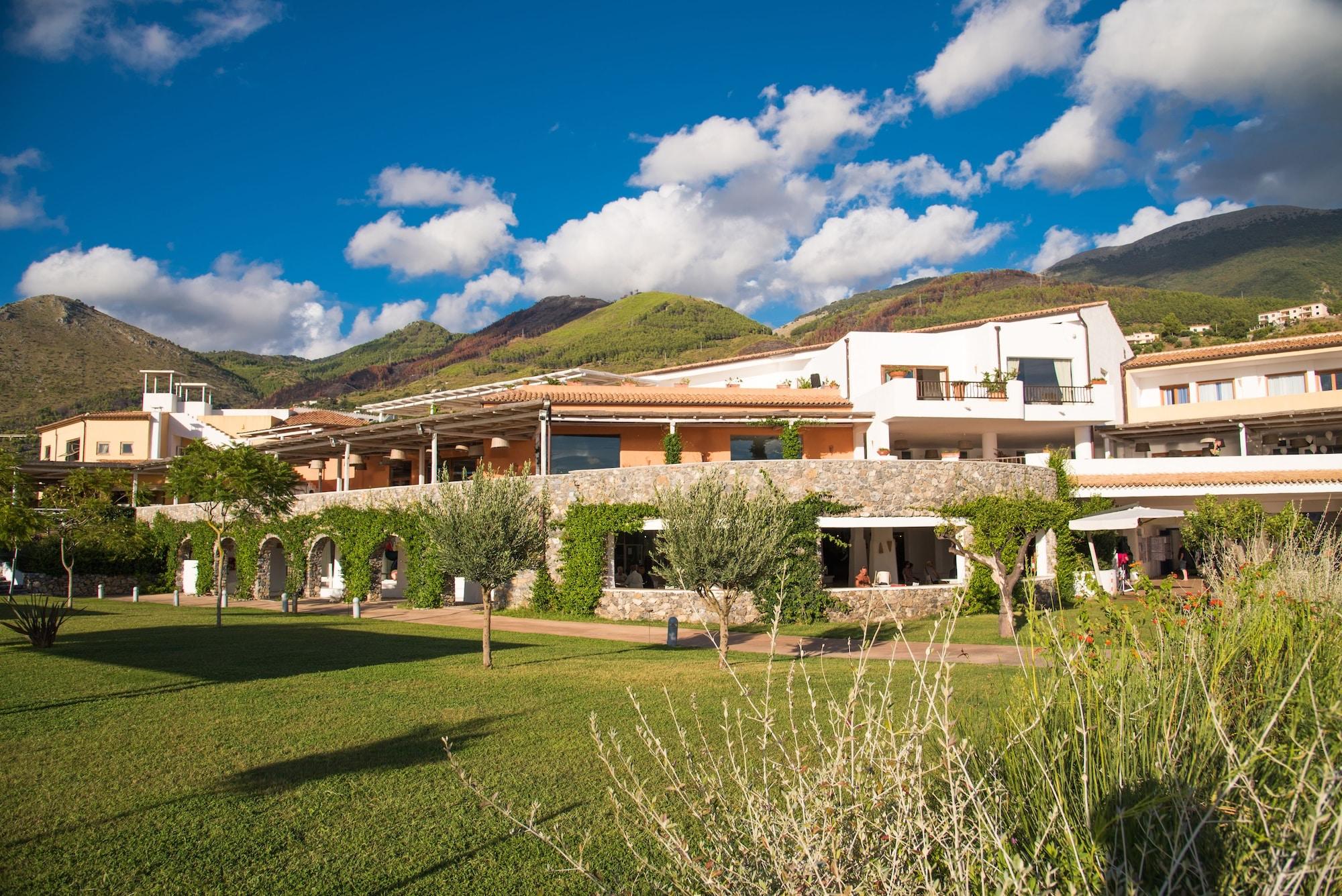 Borgo Di Fiuzzi Resort & Spa Praia a Mare Extérieur photo